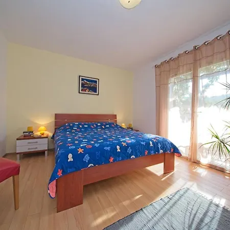 With Wifi Postira, Brac - 22196 شقة